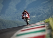 开云棋牌平台-当北境风暴席卷诺坎普，梅西在德比硝烟中定义传奇