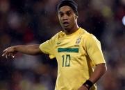 棋牌游戏-双线狂飙，萨内赛道超车与那不勒斯的欧冠决胜夜