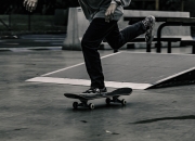 开云棋牌APP-诺里斯点燃赛场，哈斯车队横扫迈凯伦，一场颠覆性的F1胜利