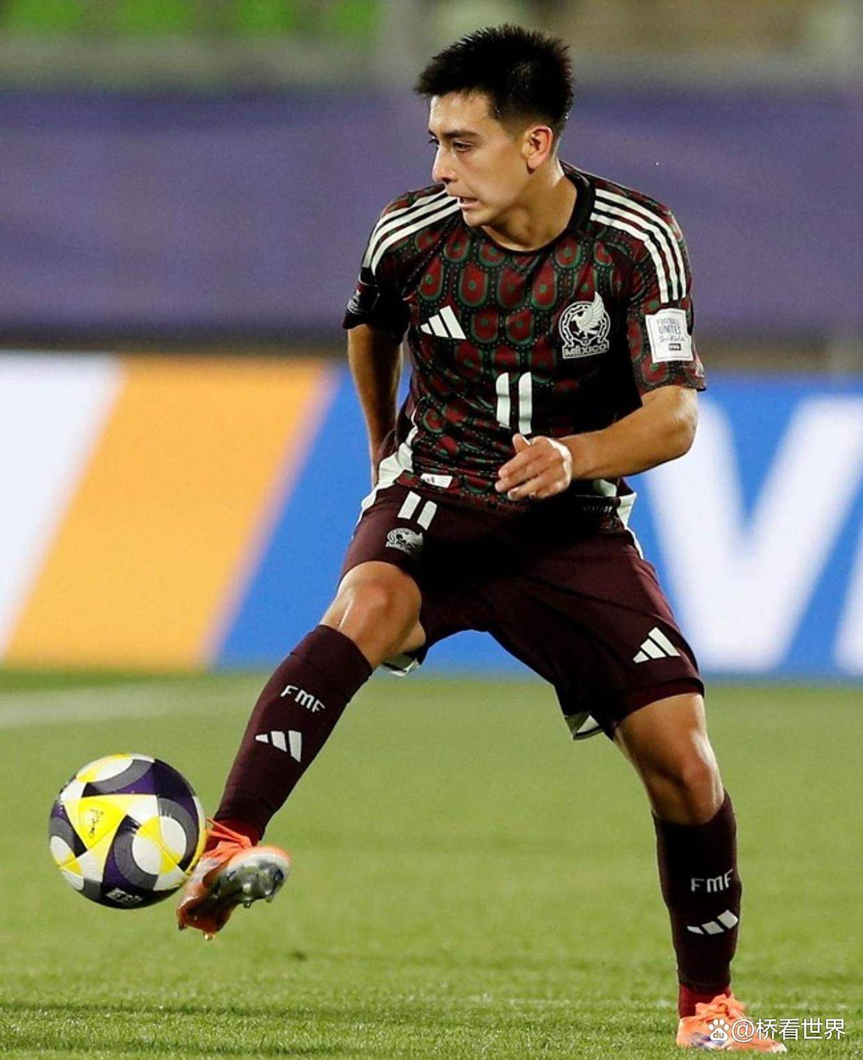 世界杯预选赛黑马涌现，墨西哥晋级