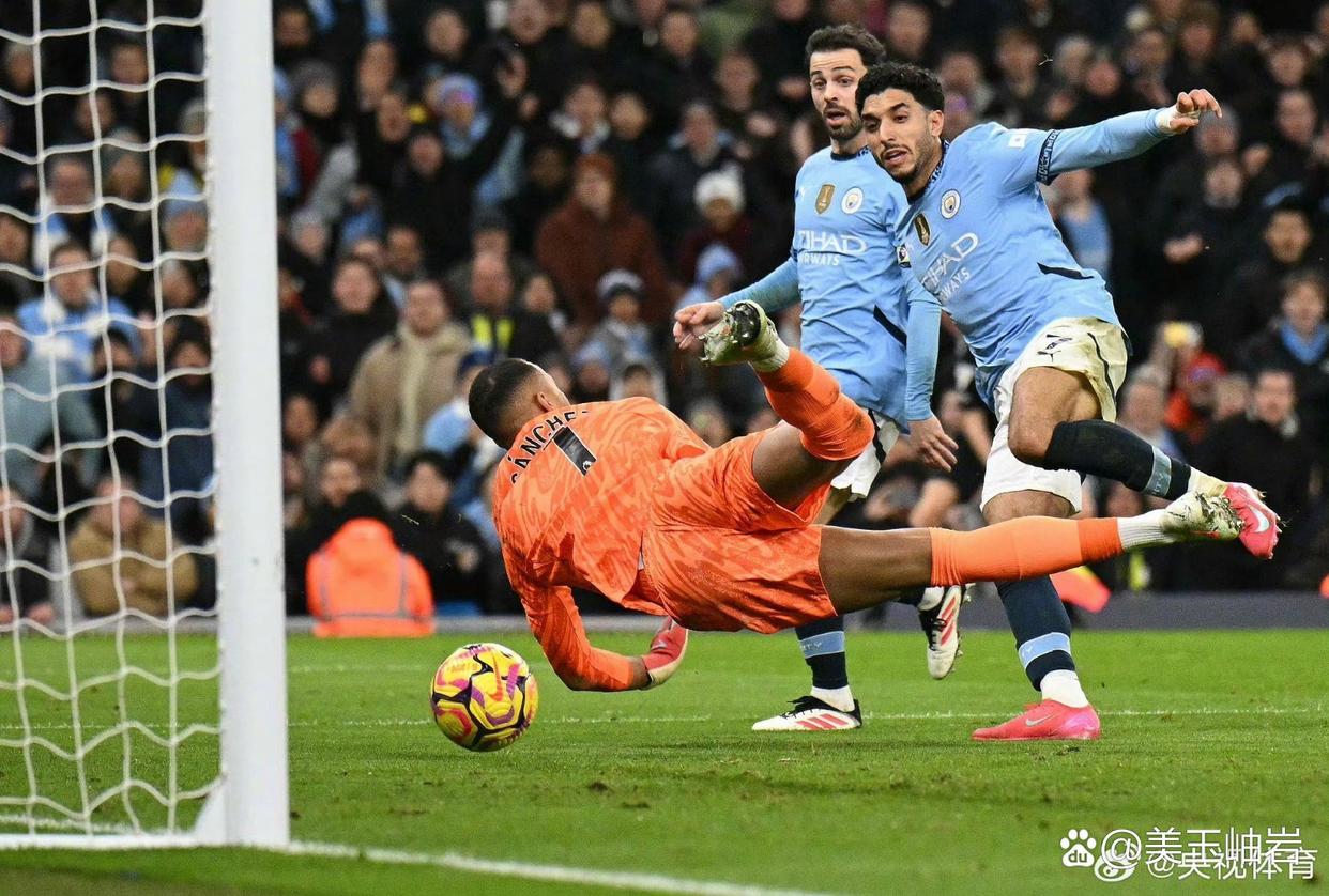 曼联铁卫战术角球建功,助球队逆转胜利 曼联铁卫战术角球建功,助球队逆转胜利
