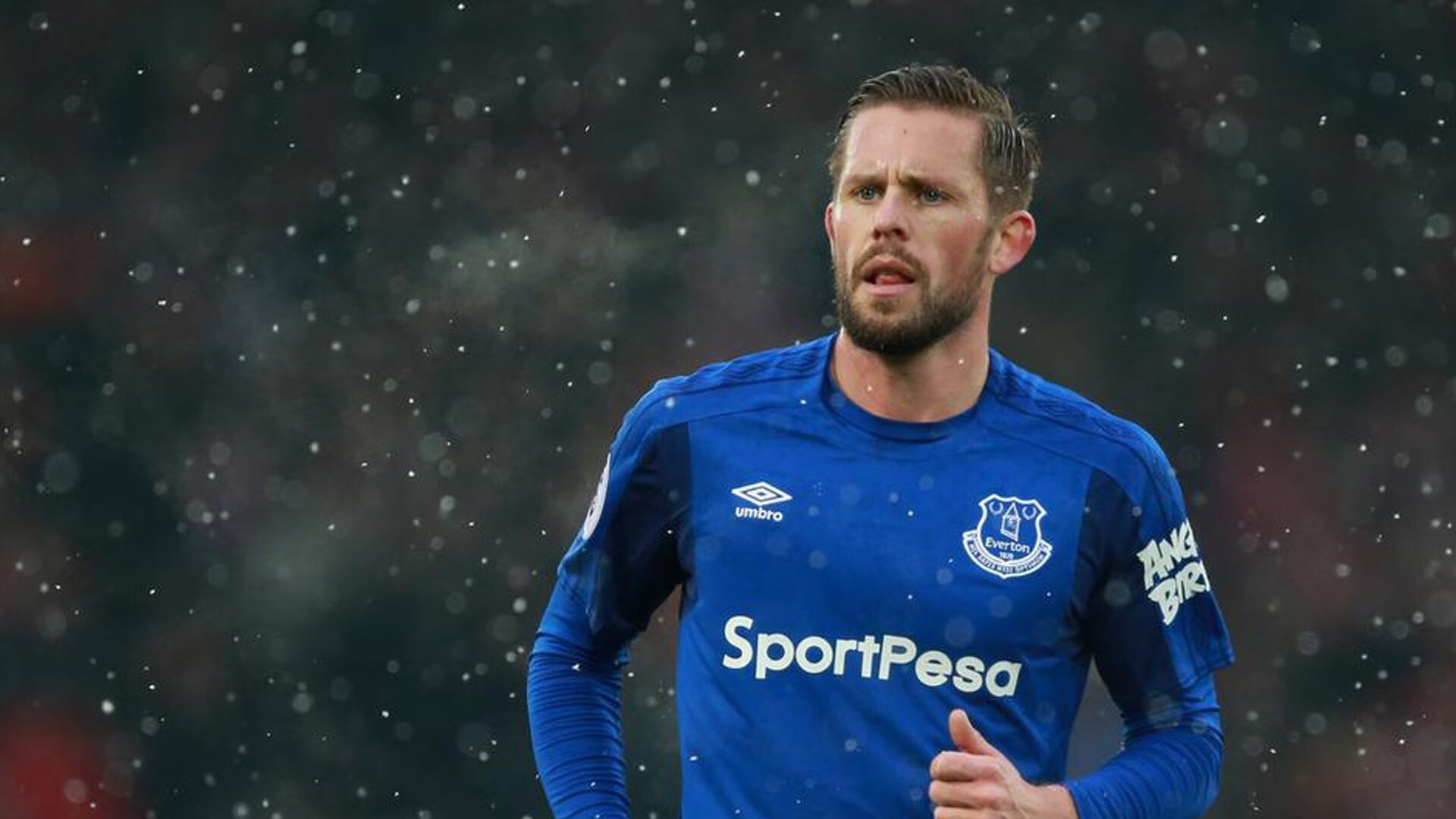 阿劳霍用实力证明自己，曼联强势晋级马里