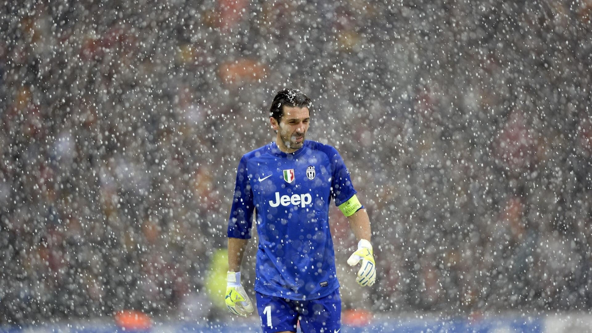 阿圭罗连续得分拉开差距，威尔士淘汰土耳其，绿茵场上的命运分野